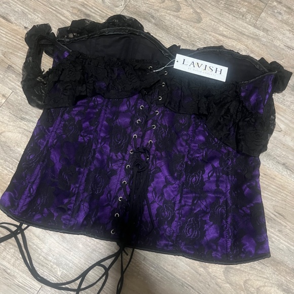 Purple Lace off shoulder corset - Picture 4 of 6